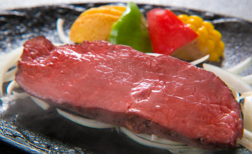 刺身と牛ロースステーキ御膳